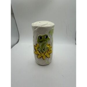 Vintage 1978 Sears Roebuck and Co Frog on Water Lily Ceramic Shaker White Green